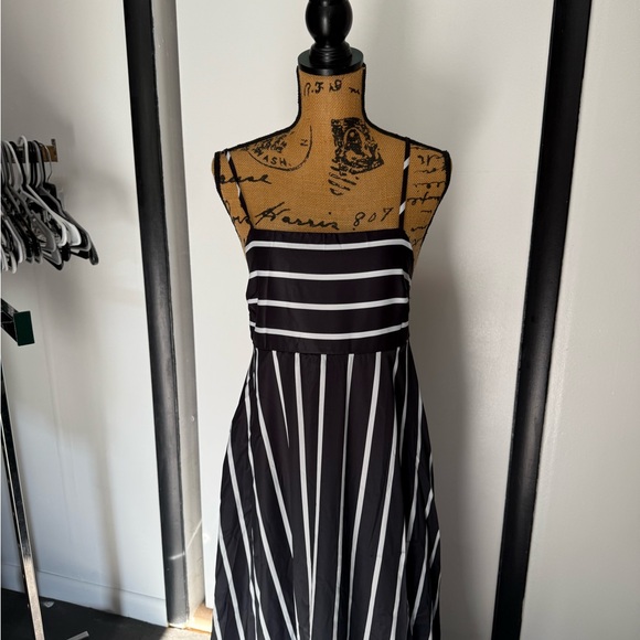 Striped Black and White Maxi Dress - Picture 2 of 4